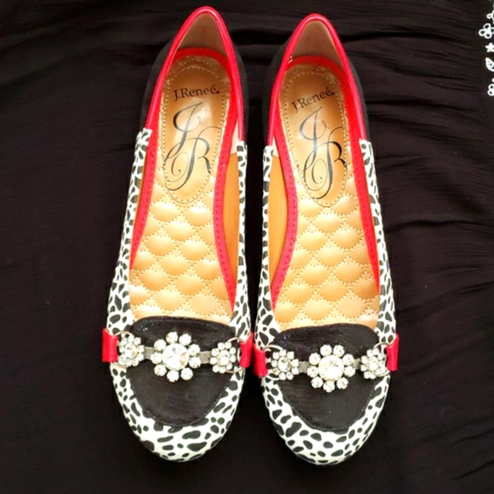 J.Renee Dolle Ballet Flat  Size 7 New